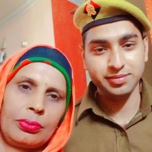 Meet your Posher, Honey